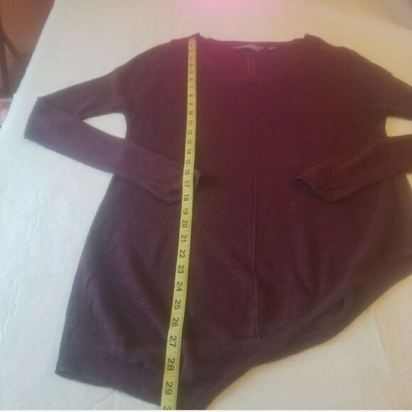 Simply Vera Vera Wang Sheer Mesh Asymmetrical Lightweight Purple Top Size Small - Picture 8 of 9